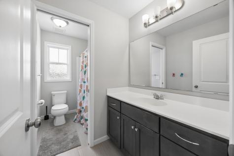 16315 Envoy Way Lakeville MN 55044