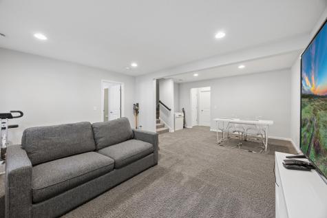 16315 Envoy Way Lakeville MN 55044