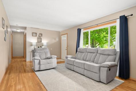 16645 Flagstaff Avenue W Rosemount MN 55068