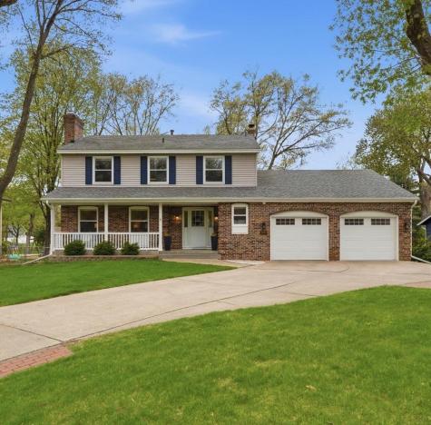 8390 Sunnyside Road Mounds View MN 55112