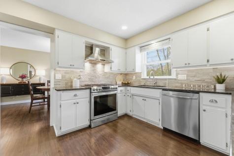 8390 Sunnyside Road Mounds View MN 55112