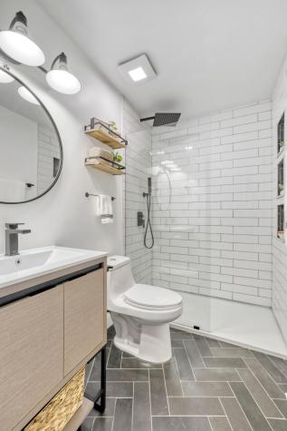 3521 Clinton Avenue Minneapolis MN 55408