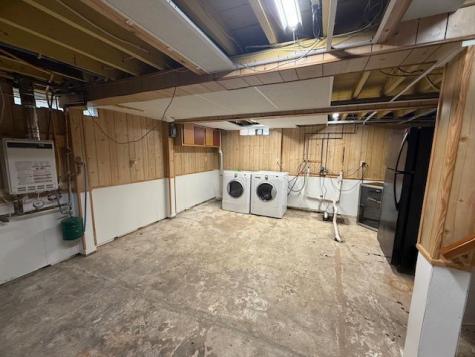 1403 Lenham Avenue SE Cooperstown ND 58425