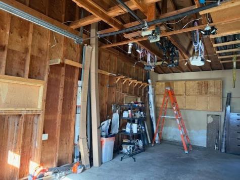 1403 Lenham Avenue SE Cooperstown ND 58425