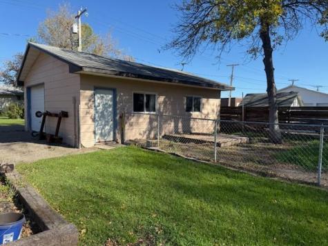 1403 Lenham Avenue SE Cooperstown ND 58425