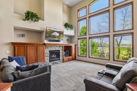 7115 County Road 10 Chaska MN 55318