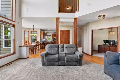 7115 County Road 10 Chaska MN 55318