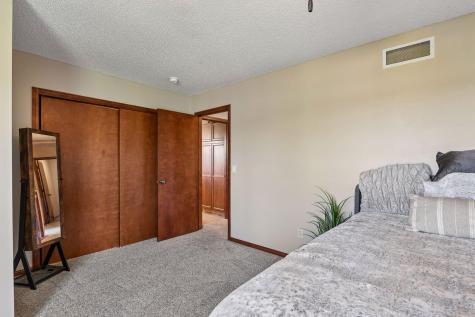 7115 County Road 10 Chaska MN 55318
