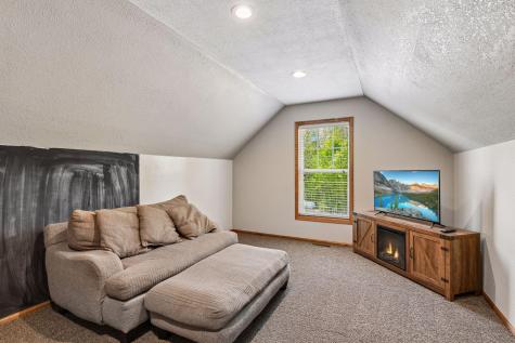 7115 County Road 10 Chaska MN 55318