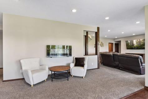 7115 County Road 10 Chaska MN 55318