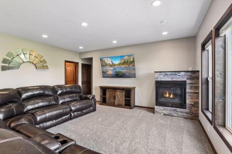 7115 County Road 10 Chaska MN 55318