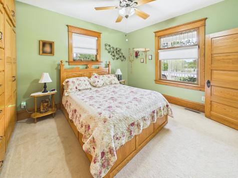 413 1st Avenue N Freeport MN 56331