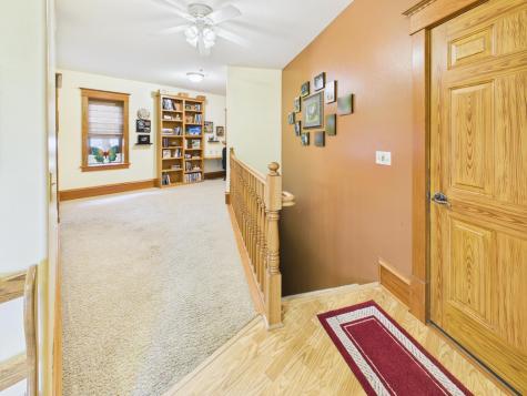 413 1st Avenue N Freeport MN 56331