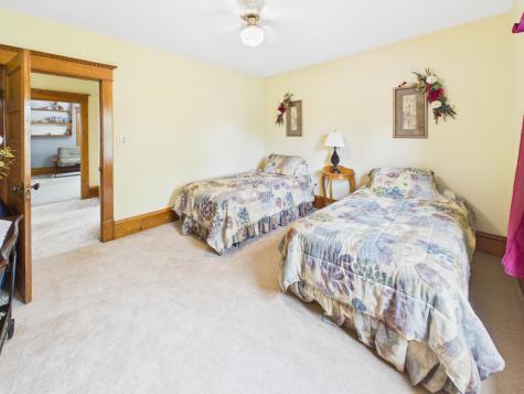 413 1st Avenue N Freeport MN 56331
