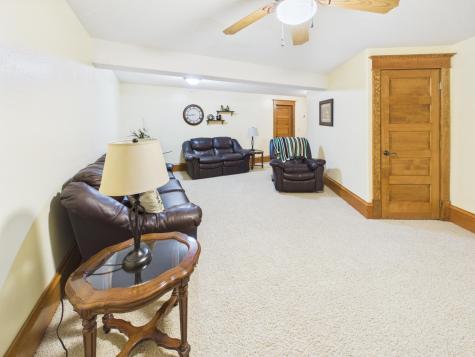 413 1st Avenue N Freeport MN 56331