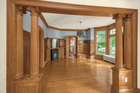 565 Holly Avenue Saint Paul MN 55102