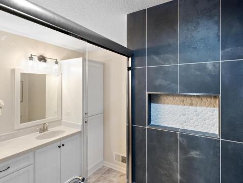 2524 Buchanan Lane S Cambridge MN 55008