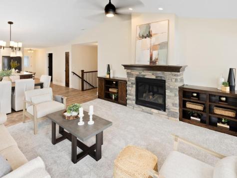 2524 Buchanan Lane S Cambridge MN 55008