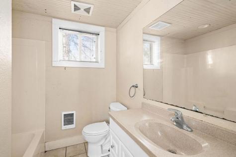 1540 N 7th Avenue E Duluth MN 55805