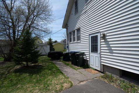 1540 N 7th Avenue E Duluth MN 55805