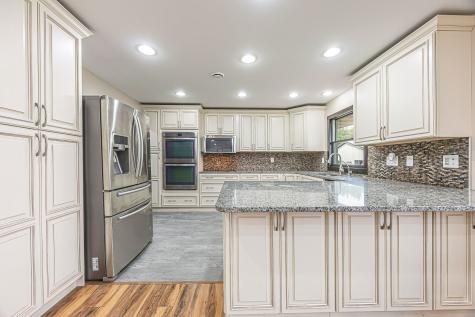 322 4th Avenue SE Hillsboro ND 58045