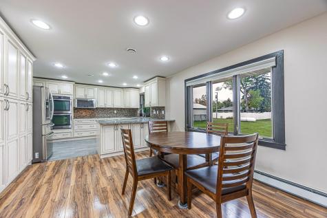 322 4th Avenue SE Hillsboro ND 58045