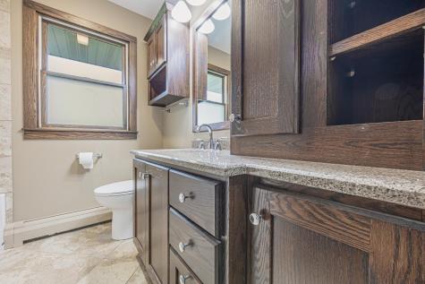 322 4th Avenue SE Hillsboro ND 58045