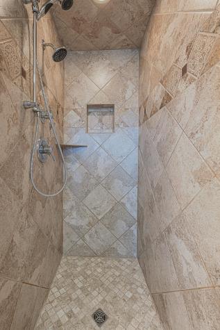 322 4th Avenue SE Hillsboro ND 58045