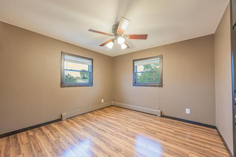 322 4th Avenue SE Hillsboro ND 58045