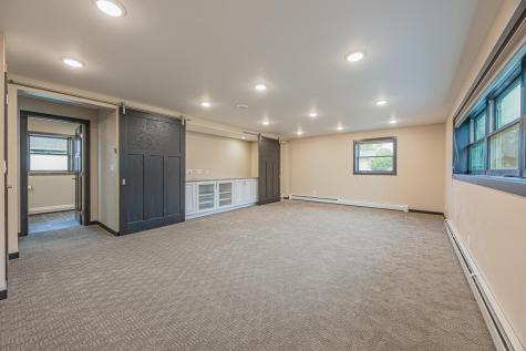 322 4th Avenue SE Hillsboro ND 58045