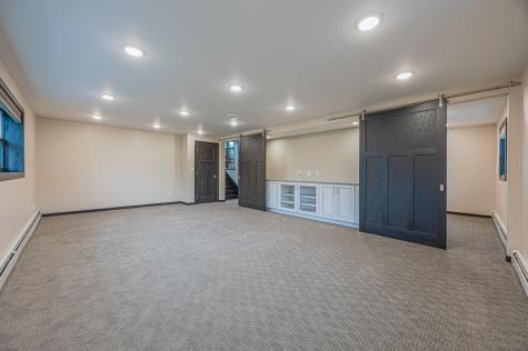 322 4th Avenue SE Hillsboro ND 58045