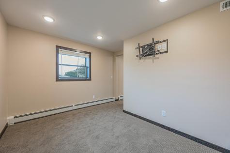 322 4th Avenue SE Hillsboro ND 58045