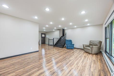 322 4th Avenue SE Hillsboro ND 58045