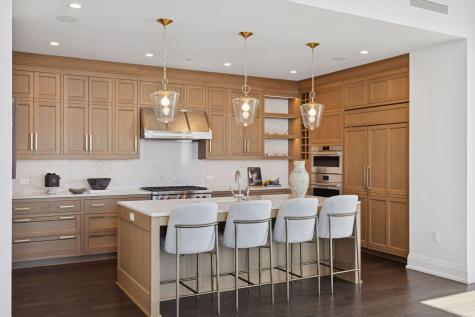 1111 W River Parkway Minneapolis MN 55415
