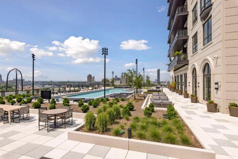 1111 W River Parkway Minneapolis MN 55415