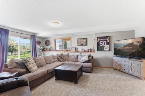 281 139th Lane NW Andover MN 55304