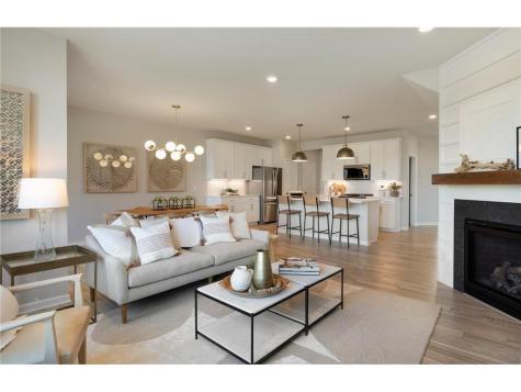 17960 Genoa Drive Lakeville MN 55044
