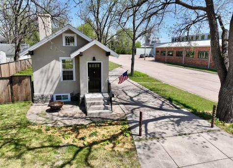 301 N 11th Street Olivia MN 56277