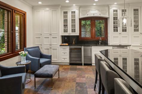 2740 W Lake Of The Isles Parkway Minneapolis MN 55416