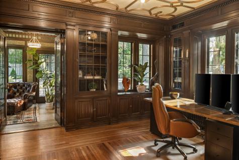 2740 W Lake Of The Isles Parkway Minneapolis MN 55416