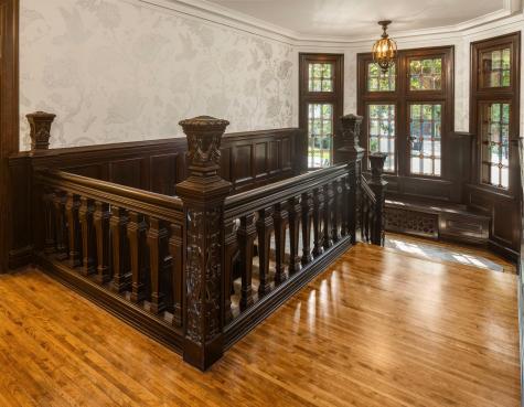 2740 W Lake Of The Isles Parkway Minneapolis MN 55416