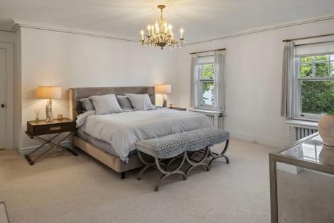 2740 W Lake Of The Isles Parkway Minneapolis MN 55416