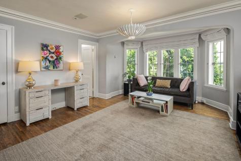 2740 W Lake Of The Isles Parkway Minneapolis MN 55416