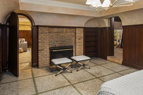 2740 W Lake Of The Isles Parkway Minneapolis MN 55416