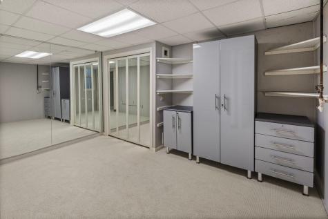 2740 W Lake Of The Isles Parkway Minneapolis MN 55416