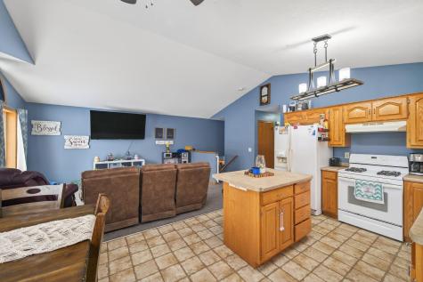 14137 314th Avenue NW Princeton MN 55371