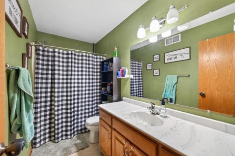 14137 314th Avenue NW Princeton MN 55371