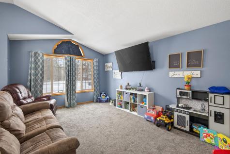 14137 314th Avenue NW Princeton MN 55371