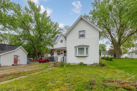 221 Beech Avenue Owatonna MN 55060