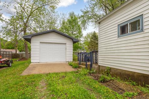 221 Beech Avenue Owatonna MN 55060